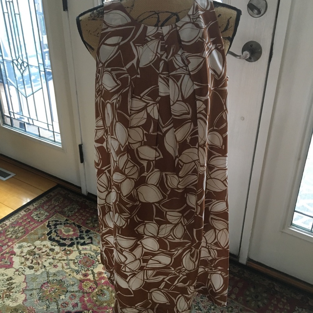 Dress 100% silk with 100% polyester lining